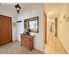 ???? Amplia vivienda en el centro de Dénia, junto a Marqués de Campo – Finca de solo 2 vecinos, refo