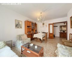 ???? Amplia vivienda en el centro de Dénia, junto a Marqués de Campo – Finca de solo 2 vecinos, refo