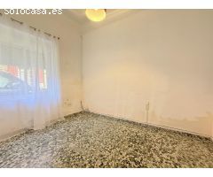 Casa de pueblo para reformar en Bellreguard – Amplia, con terraza y gran potencial