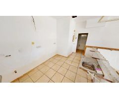LOCAL CON POSIBILIDAD DE CAMBIO DE USO A VIVIENDA
