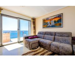 Se vende Ático Dúplex con vistas panorámicas al mar, a 100 metros de la playa del Cura