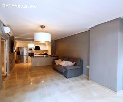 Dúplex adosado totalmente reformado con estilo moderno