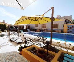 Esta es una villa especial en esta zona de Orihuela Costa.