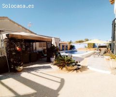 Esta es una villa especial en esta zona de Orihuela Costa.
