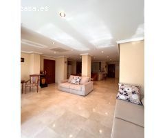 Dúplex de lujo en pleno centro con ascensor privado y vistas al mar
