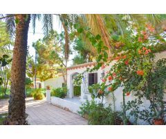 Villa en Venta en Orihuela Costa, Alicante