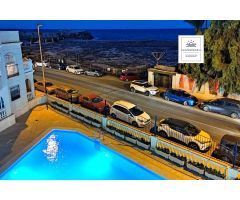 Ático (69 m² - planta 2) en “Duquesa Beach”, vistas al mar, piscina, y 30 m de la Playa de los Locos