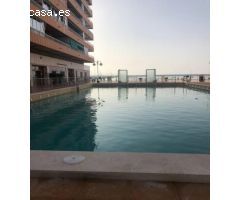 PISO AMPLIO CON VISTAS AL MAR EN PLAYA NAUFRAGOS, 3 DORMITORIOS, 2 BAÑOS Y PISCINA COMUNITARIA