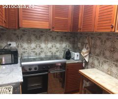 PISO AMPLIO CON VISTAS AL MAR EN PLAYA NAUFRAGOS, 3 DORMITORIOS, 2 BAÑOS Y PISCINA COMUNITARIA