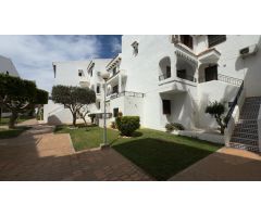 Bungalow en planta baja de 1 dormitorio en urbanización cerrada en pleno corazón de Playa Flamenca