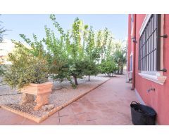 ESPECTACULAR VILLA INDEPENDIENTE DE 6 DORMITORIOS CON PISCINA PRIVADA - ZONA TORRETA FLORIDA -