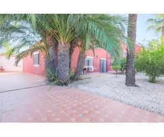 ESPECTACULAR VILLA INDEPENDIENTE DE 6 DORMITORIOS CON PISCINA PRIVADA - ZONA TORRETA FLORIDA -