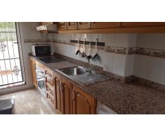 TRÍPLEX DE 3 DORMITORIOS CON PISCINA COMUNITARIA -ZONA VILLAMARTÍN, ORIHUELA COSTA -