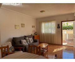 Dúplex Esquinero en Torrevieja con Solárium Privado y Piscina comunitaria