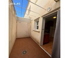 Dúplex Esquinero en Torrevieja con Solárium Privado y Piscina comunitaria