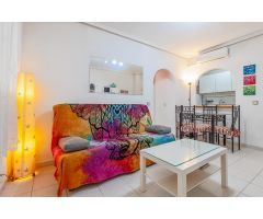 Acogedor apartamento junto al mar con piscina comunitaria