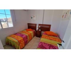 DÚPLEX EN PLANTA ALTA DE 2 DORMITORIOS CON PISCINA Y VISTAS AL MAR - ZONA TORREBLANCA, TORREVIEJA -
