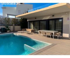 Casa en Venta en Orihuela Costa, Alicante
