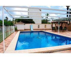 Villa en Venta en Cabo Roig, Alicante