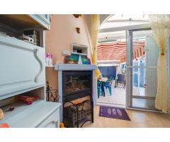 Chalet independiente de dos plantas (aprox. 150 m²) en una de las zonas más populares de Torrevieja.