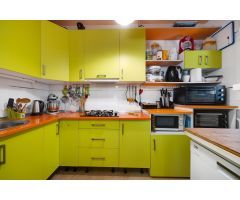 Chalet independiente de dos plantas (aprox. 150 m²) en una de las zonas más populares de Torrevieja.