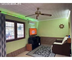 Bungalow de una Planta con Amplia Terraza en Zona Tranquila
