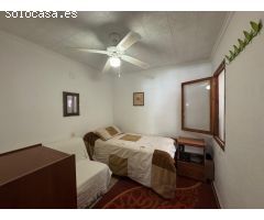 Bungalow de una Planta con Amplia Terraza en Zona Tranquila