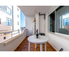 Acogedor apartamento (68 m² - 1.ª planta) con 3 dormitorios. ¡A solo 150 m de la Playa de la Mata!