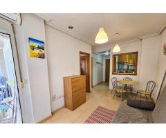 Apartamento con balcón y 1 dormitorio en pleno centro de Torrevieja