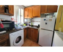 Acogedor apartamento (54 m² - 1.ª planta), 2 dorm, cerca del centro y amplia piscina comunitaria!