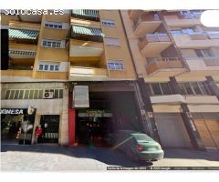 Plaza de garaje triple en venta en Calle Angel Lozano y Av. Alfonso El Sabio