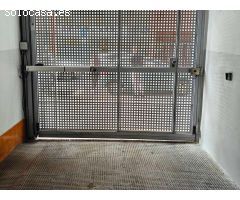 Plaza de garaje triple en venta en Calle Angel Lozano y Av. Alfonso El Sabio