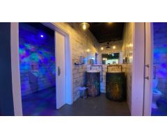 Oportunidad de Traspaso zona Puerto Deportivo de Marbella - Pub y Bar (Posibilidad por separado)