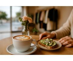 ????? TRASPASO DE CAFETERÍA CON ESPACIO COMERCIAL ZONA ELVIRIA–MARBELLA ???? NEGOCIO ÚNICO Y CON EST