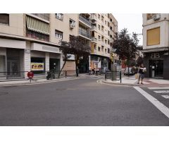 Local comercial en Alquiler en Zaragoza, Zaragoza