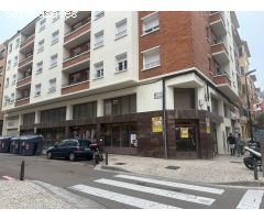 Local comercial en Alquiler en Zaragoza, Zaragoza