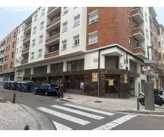 Local comercial en Alquiler en Zaragoza, Zaragoza