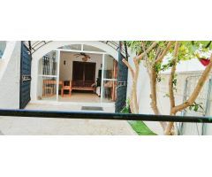 ¡Casa en planta baja en Mil Palmeras a pocos minutos de la playa!