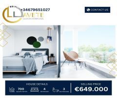 Villa de Lujo en Venta en Pilar de la Horadada, Alicante