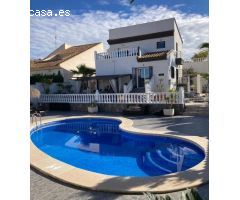 Villa en Venta en Benejúzar, Alicante