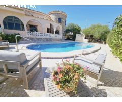 Villa en Venta en Almoradí, Alicante