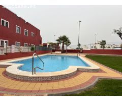 Estupendo Bungalow en Planta Alta con Solárium y Terraza en Los Altos, Orihuela Costa