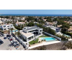 Villa en Venta en Cabo Roig, Alicante