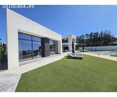 Villa en Venta en Cabo Roig, Alicante