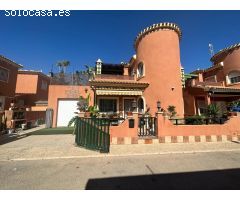 Villa en Venta en Orihuela, Alicante