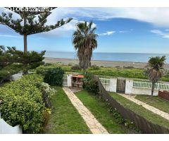 Chalet adosado en venta con vistas al mar