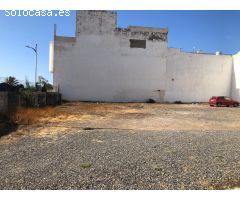 SOLAR EN ESQUINA EN ZONA COMERCIAL DEL CRUCE DE ARINAGA