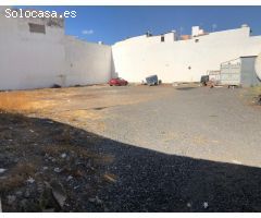 SOLAR EN ESQUINA EN ZONA COMERCIAL DEL CRUCE DE ARINAGA