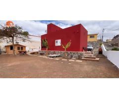 CASA TERRERA RODEADA POR PARCELA DE 524 METROS