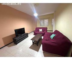 CASA EN VECINDARIO, CENTRO COMERCIAL ATLÁNTICO